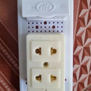 Taplo cầu chì + ổ cắm 2 lỗ